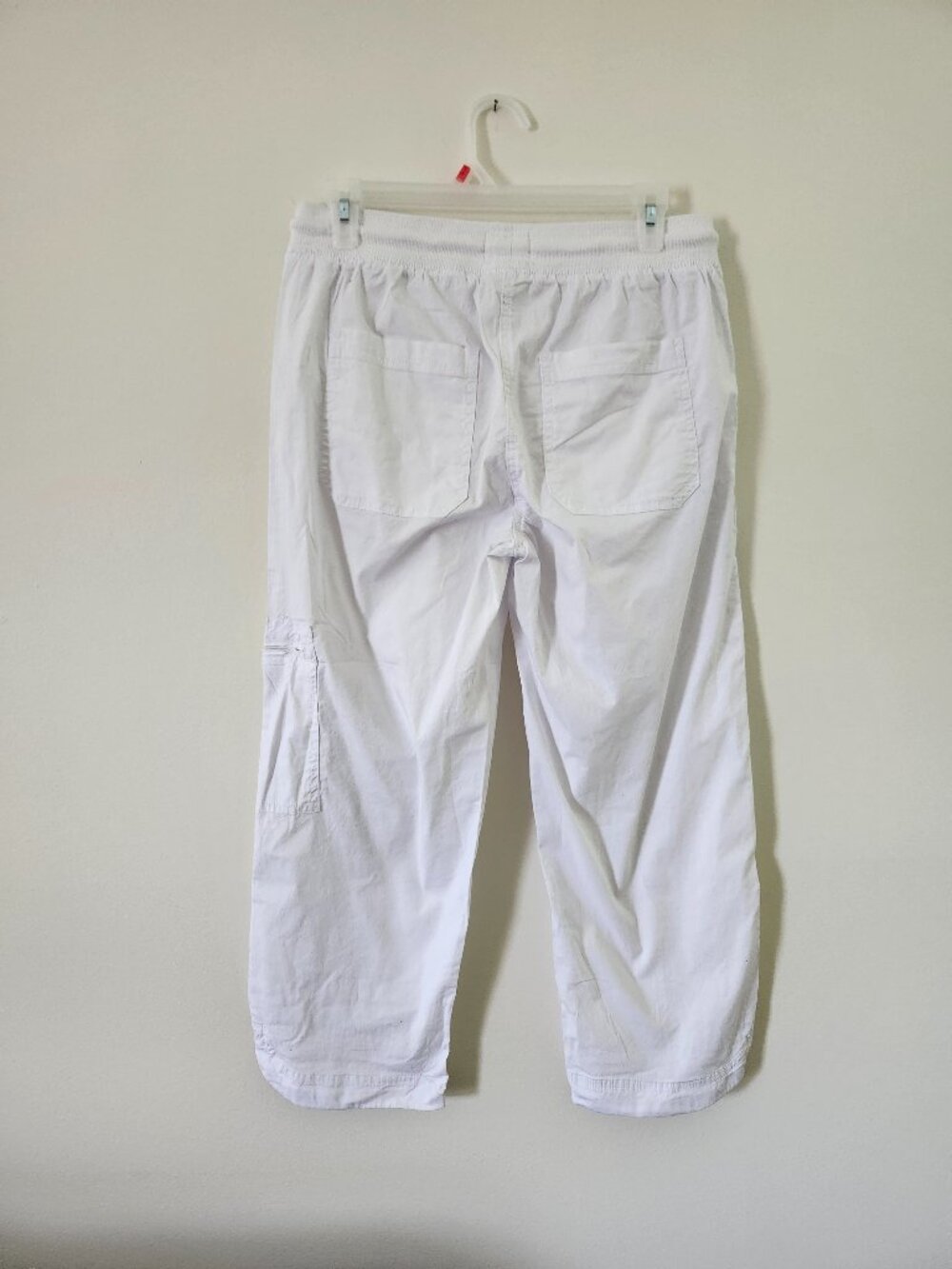 White capri's